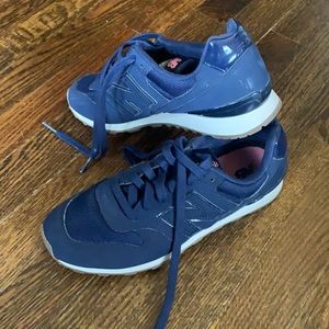 New Balance Tennis Shoes